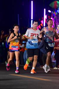 BIB: 200, 45151, 43059, 42111
                            <button type="button" onclick="openModal(20752376)" class="btn btn-primary btn-sm float-right btn-popup" data-toggle="modal" data-target=".modal-high-quality">
                        <i class="fas fa-shopping-cart"></i> Add to Cart
                    </button>
                                            <button type="button" onclick="isThisMe(20752376, true)" class="btn btn-success btn-sm float-right btn-popup btn-isme hidden" data-toggle="tooltip" data-placement="bottom" title="นี่คือรูปของคุณใช่ไหม คลิกที่นี่เพื่อเอาเข้าอัลบั้ม">
                        <i class="fas fa-plus"></i> Add to album
                    </button>
                    <button type="button" onclick="isThisMe(20752376, false)" class="btn btn-warning btn-sm float-right btn-popup btn-isnotme hidden">
                        <i class="fas fa-ban"></i> Remove from album
                    </button>